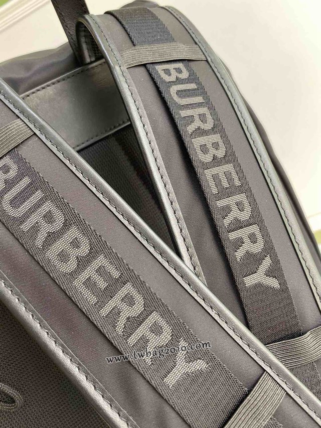Burberry專門店新款雙肩包 巴寶莉黑色男士後背包 yxb1172